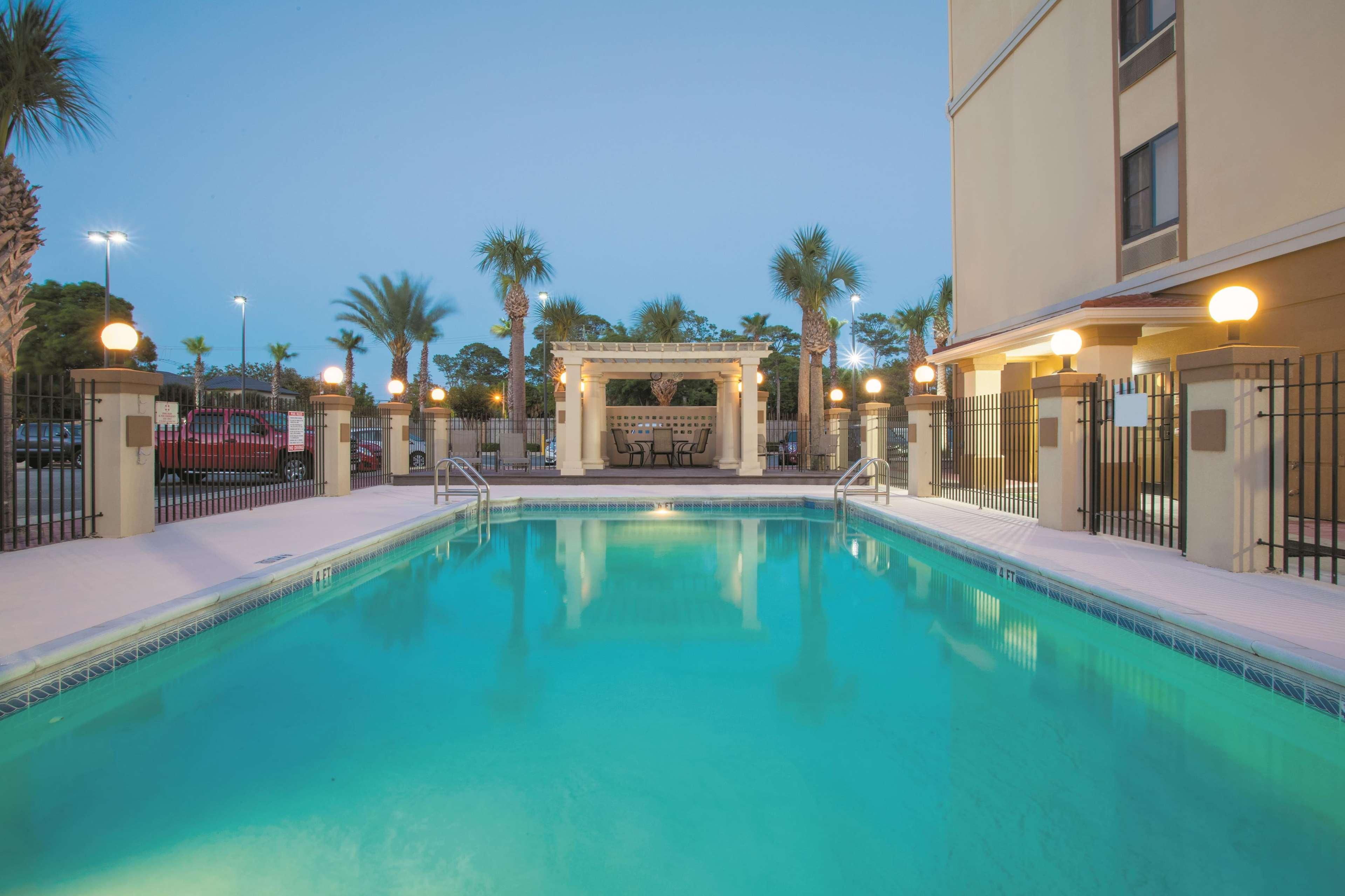 La Quinta By Wyndham Форт Уолтон Бич Экстерьер фото